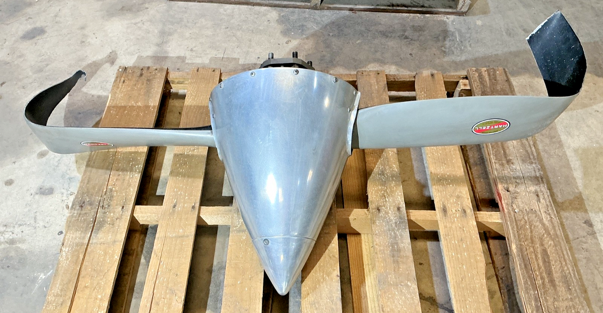 P/N: RH & LH Hartzell Propellers & Assembly from Beechcraft Duchess Model 76