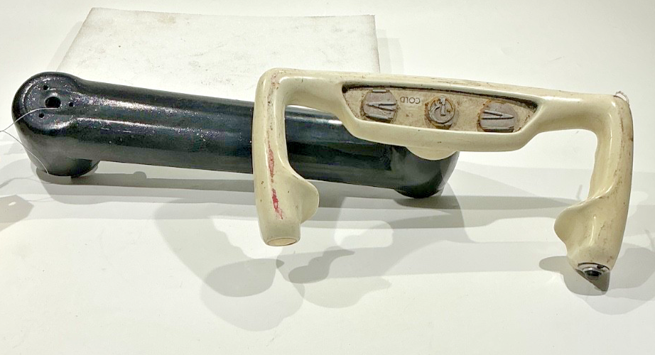 P/N:  35-524087 Beechcraft Throw over Yoke (AR) - for one