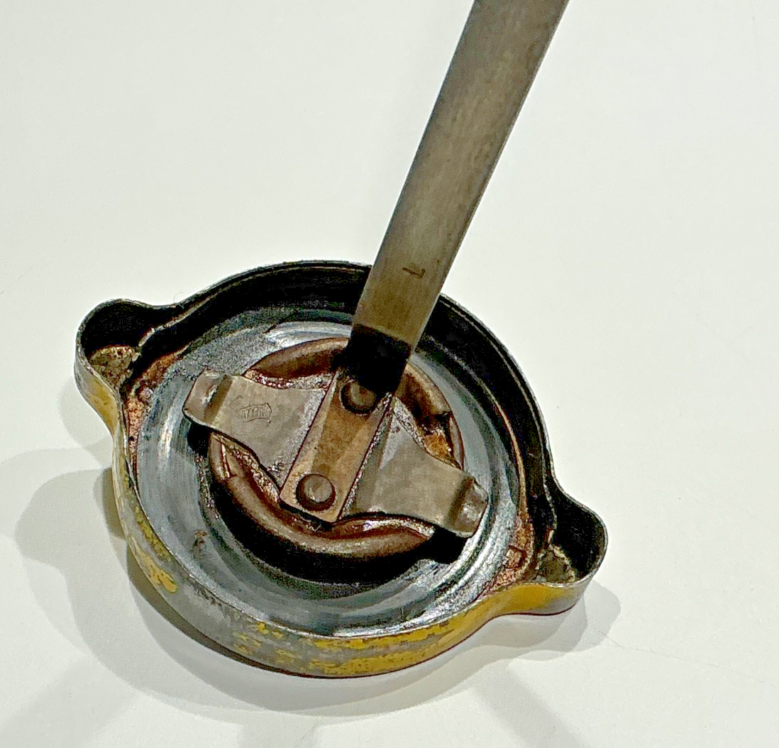 P/N:  633233-5 L TCM Dipstick / Oil Gage 12Qt (AR)