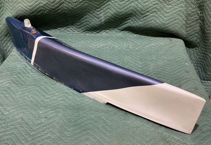P/N: RH Wing Tip and Strobe Light Beechcraft Duchess Model 76 (AR)