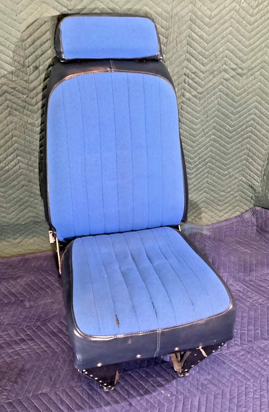 P/N: 169-534024-1  Pilot Seat Assy - Beechcraft Duchess 76 (AR)