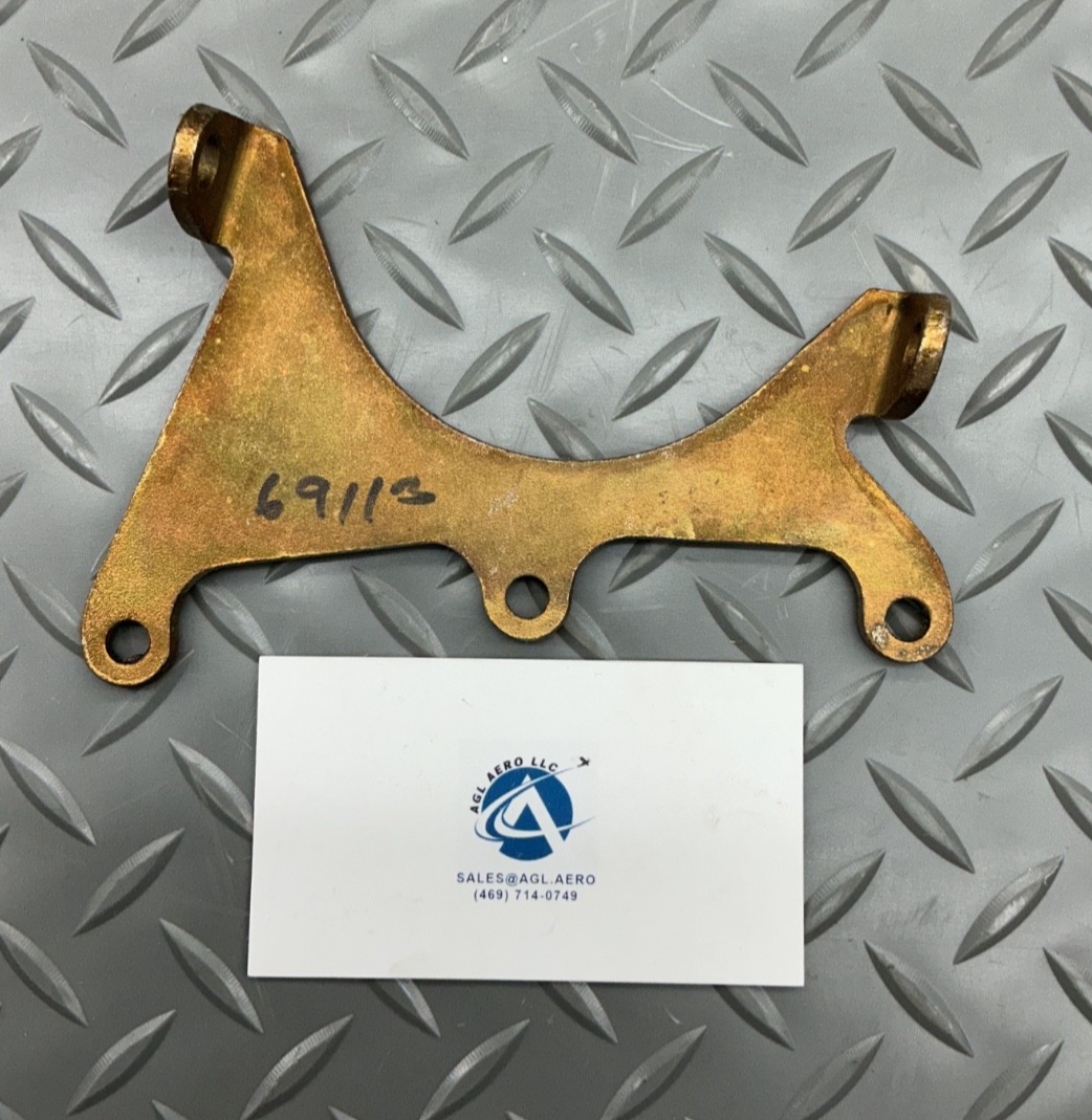P/N: 69113 Lycoming Generator Bracket (NOS)