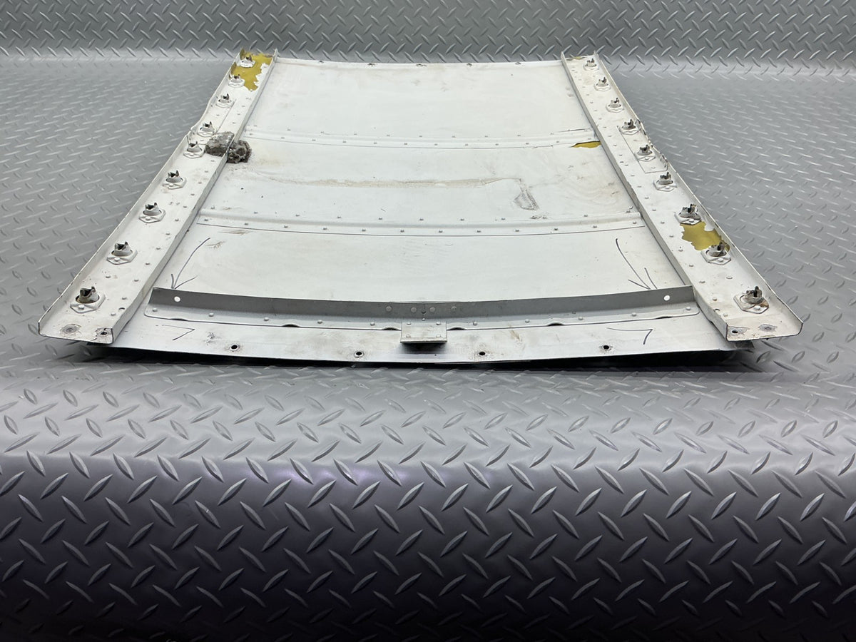 P/N: 25250-02 Top Cowlings for 1969 Piper PA-30 Twin Comanche (AR)