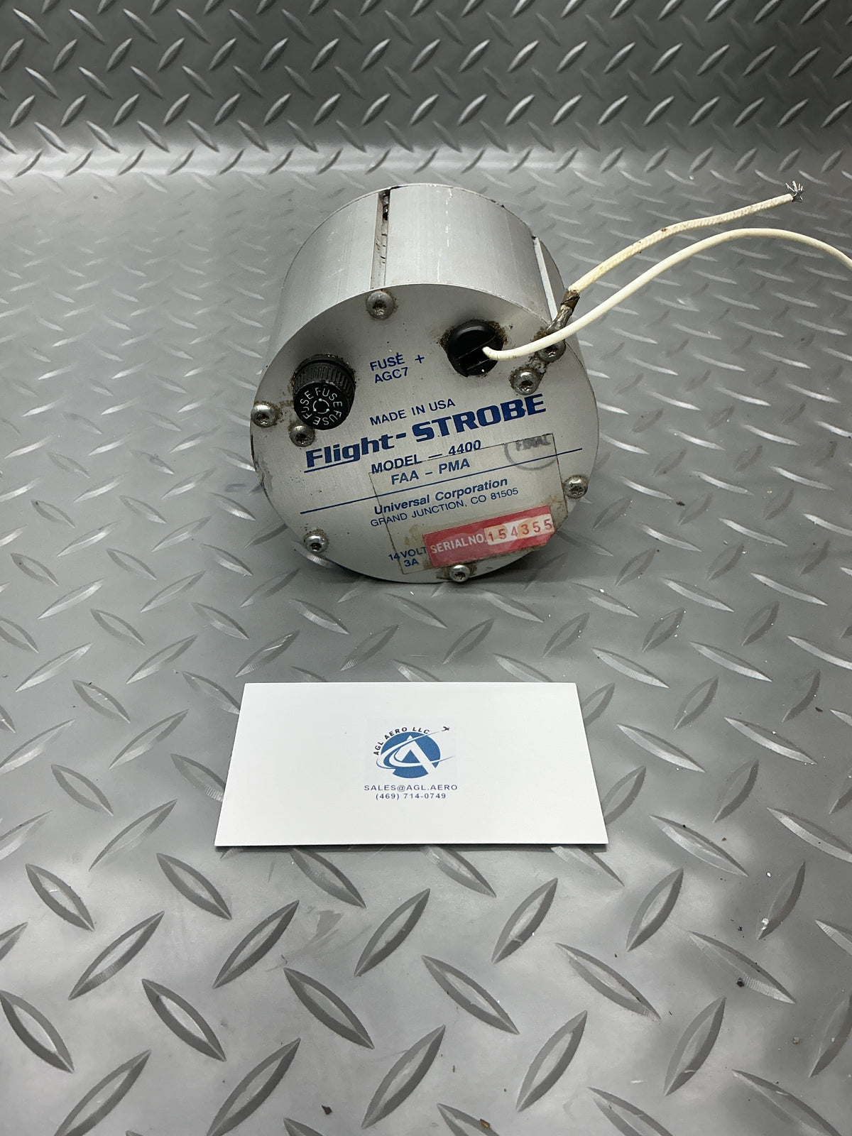 P/N: 4400 Flight-Strobe 4400 Tested - Crazed Lens (AR)