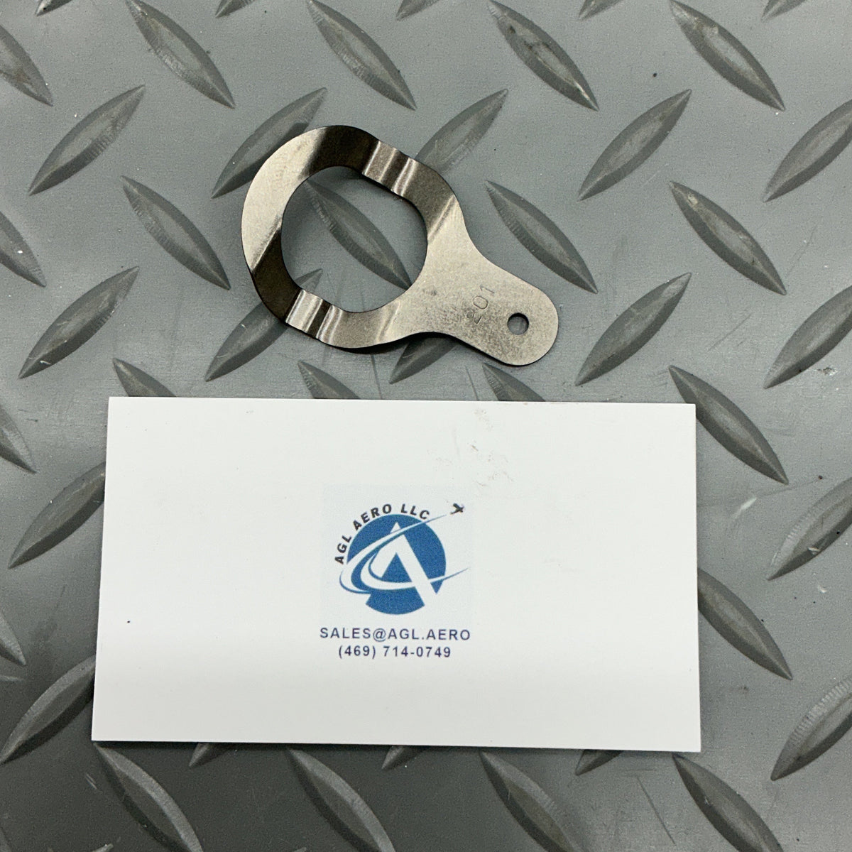 P/N: LW-13077 Lycoming Push Rod Hold Down (NOS)