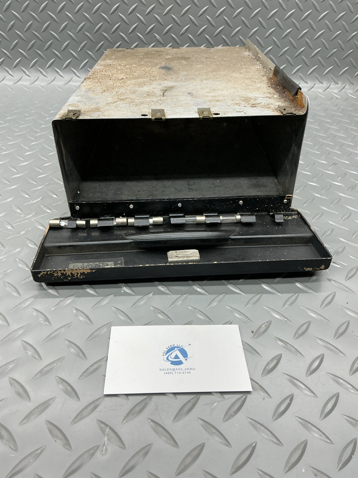 P/N: 0413034-200 Cessna 150G Glove Box Assembly with Door (AR)